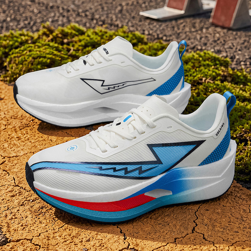 Мужские кроссовки для марафона – обзор и цена Running Shoe Carbon