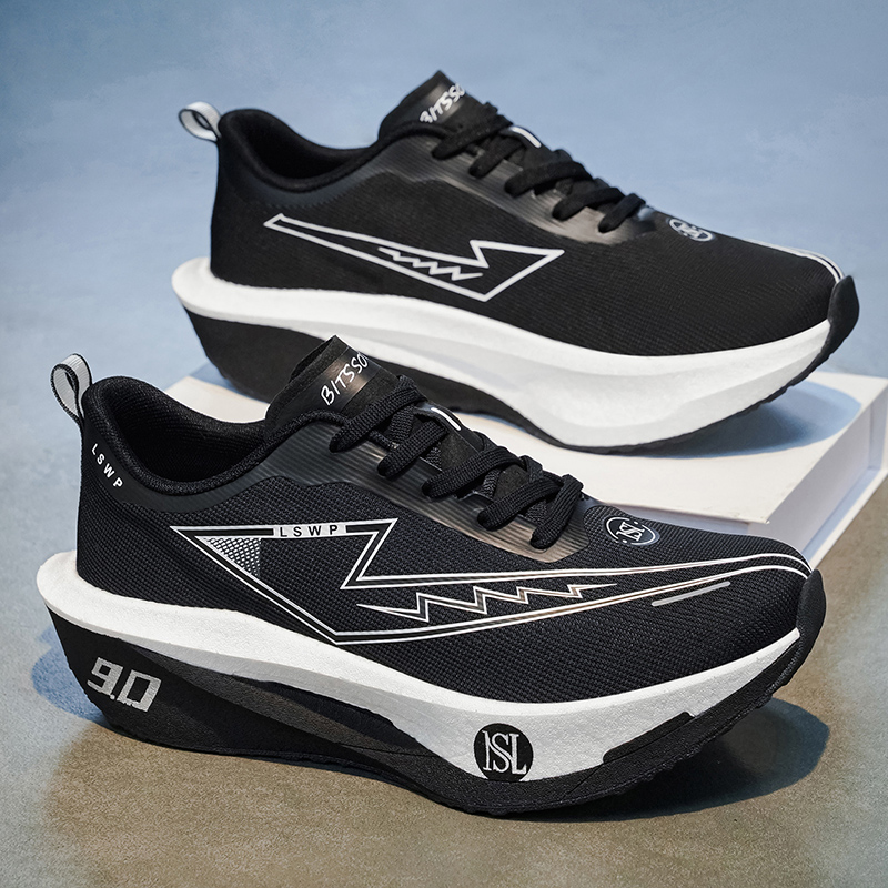 Мужские повседневные спортивны – обзор и цена Running Shoe Carbon